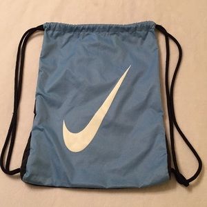 Nike drawstring bag